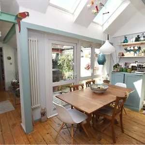  Holiday home Stylish 3 Bed House With Parking In Bermondsey, Se1