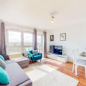  Apartment Near To Tower Bridge With Free Parking & View Of The Shard