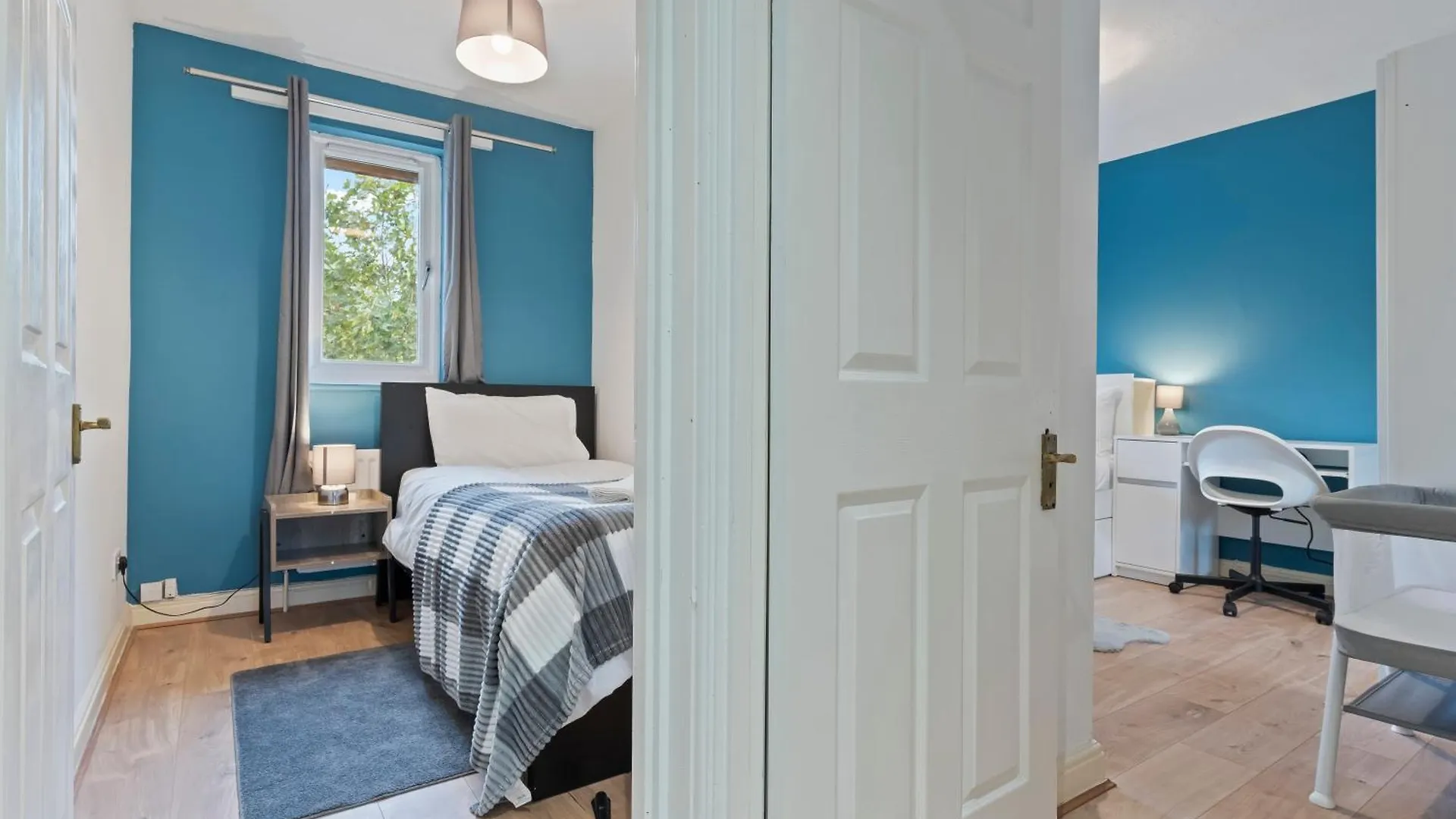 Lovely 4Br House In The City With Parking Londra